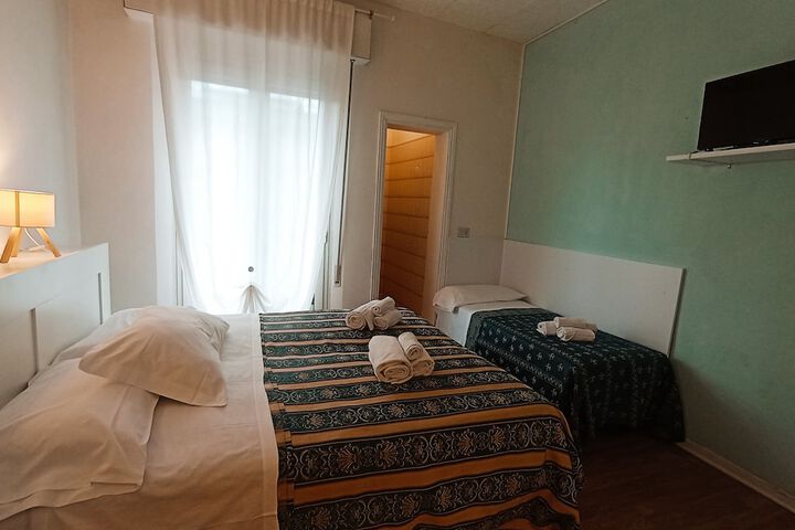 Room 40 of 90