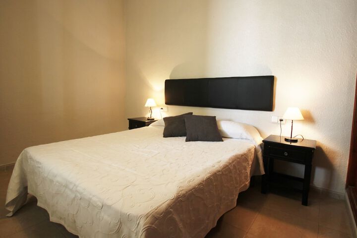 Room 14 of 24