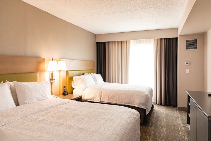 Room 21 of 50