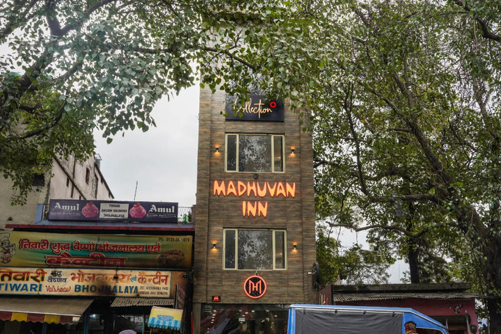 Capital O 70366 Madhuvan Inn
