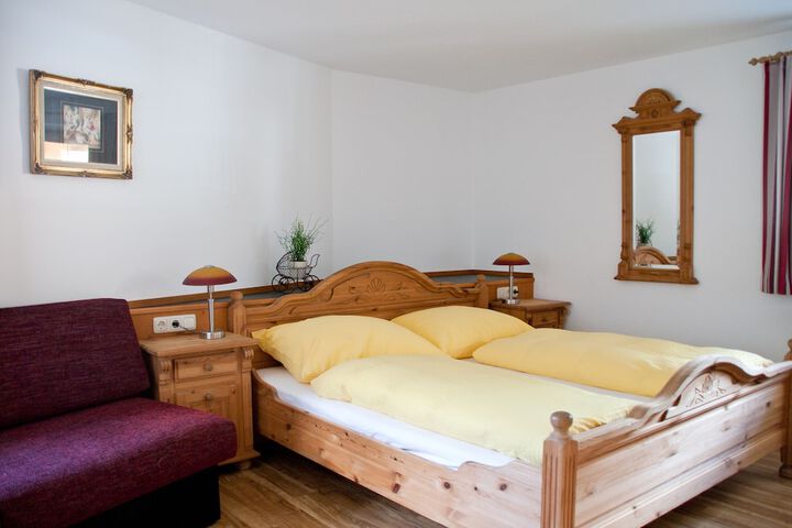 Room 5 of 62