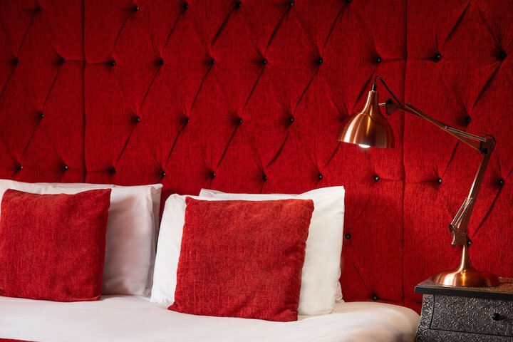 Room 27 of 53