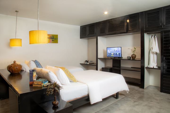 Room 14 of 50