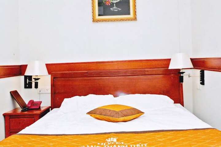 Room 13 of 29