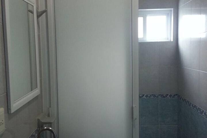 Room 7 of 35