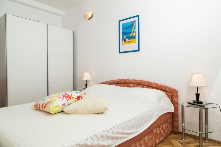 Room 13 of 59