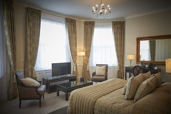 Room 6 of 57