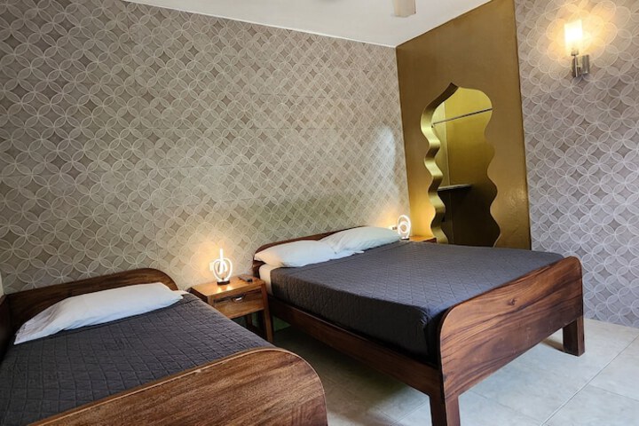 Room 40 of 97
