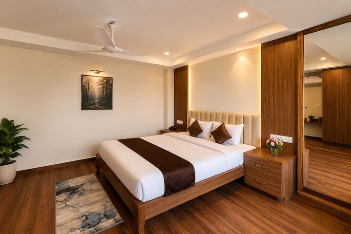Room 13 of 29