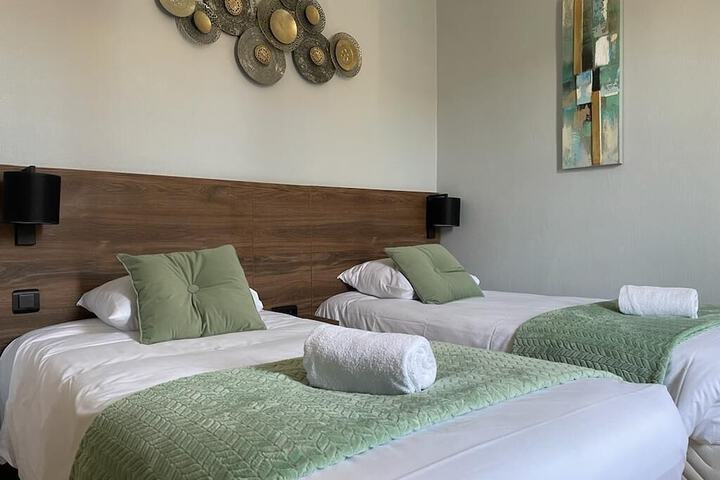 Room 10 of 44