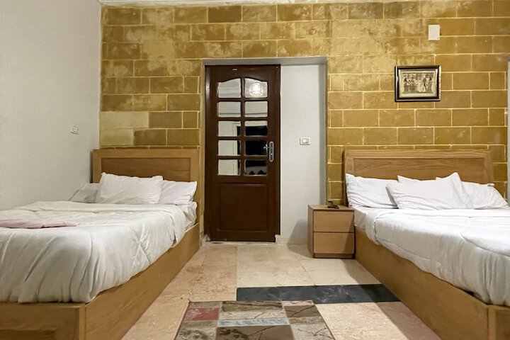 Room 35 of 37