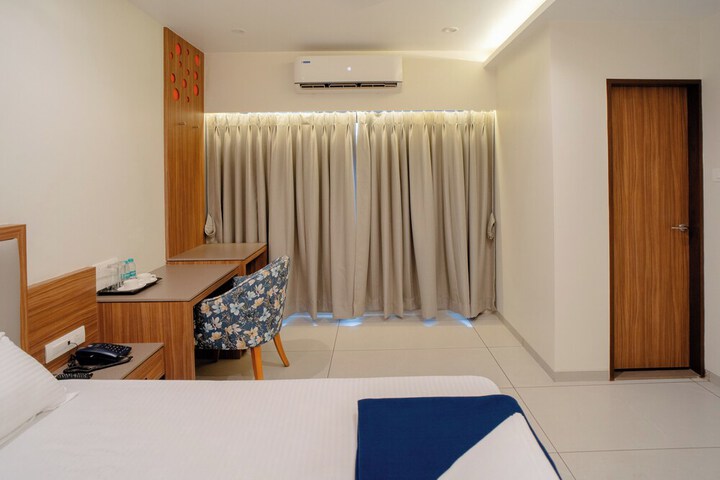 Room 16 of 25