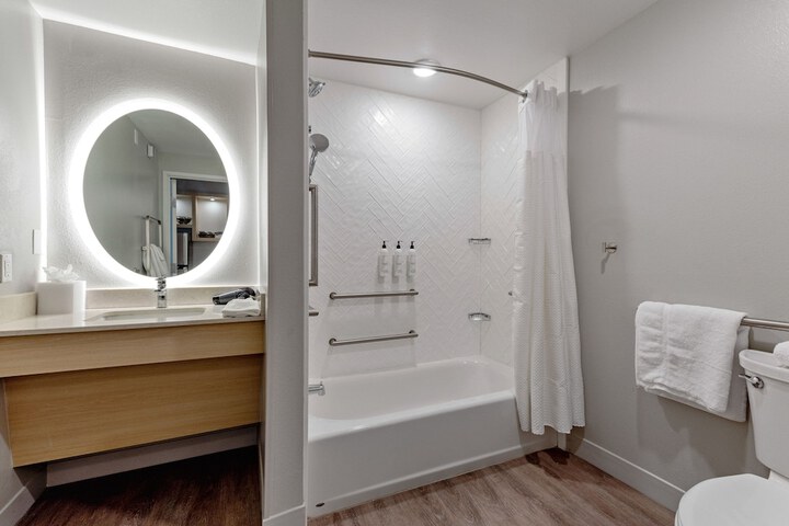 Clean Restrooms