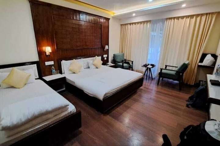 Room 8 of 49