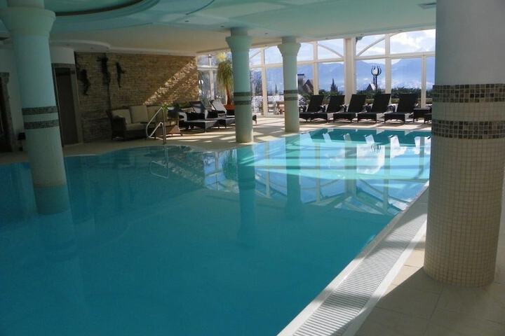 Pool 39 of 100