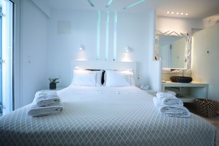 Room 38 of 106