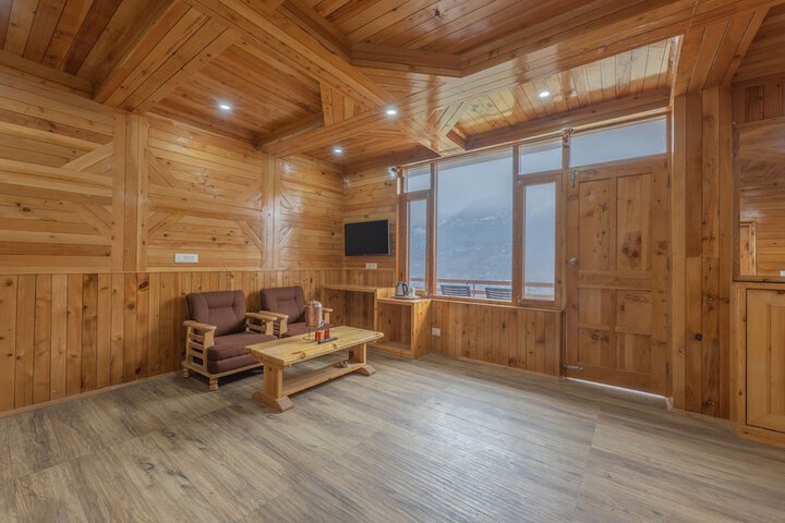Seven Hills Resort