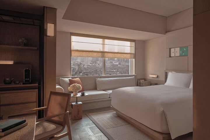 Room 54 of 98