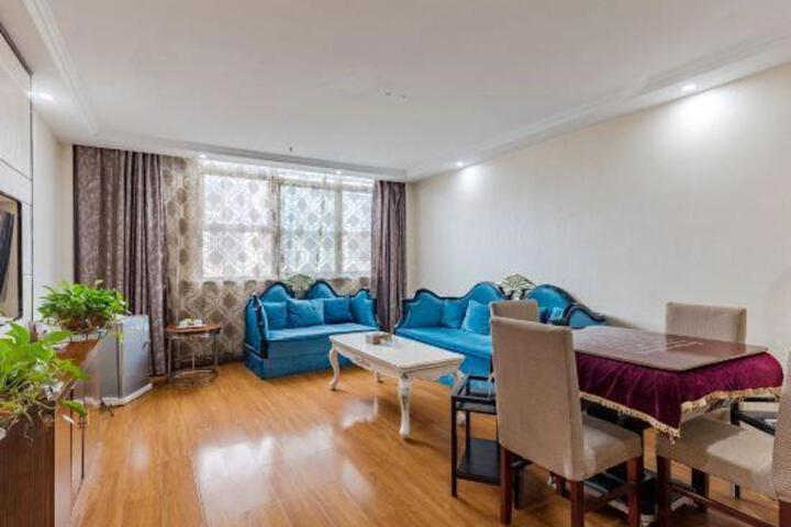 Kairui Holiday Hotel