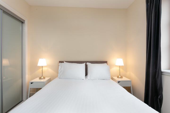 Room 2 of 14