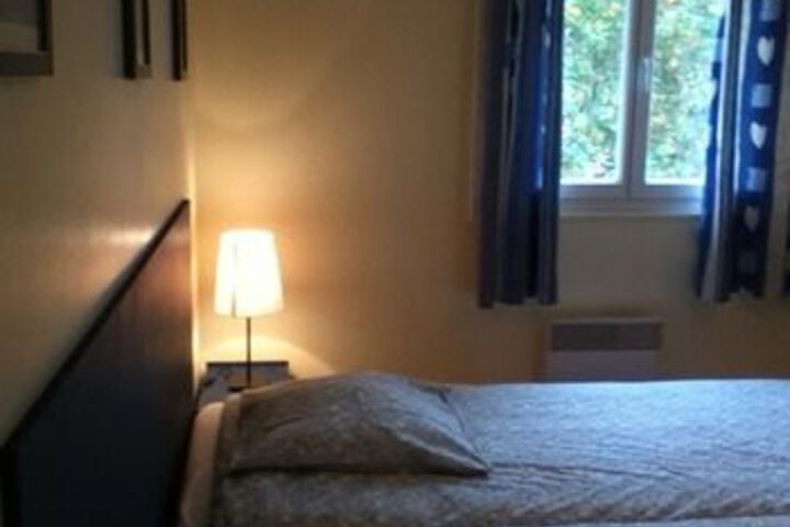 Room 4 of 14