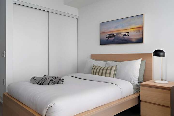 Room 204 of 319
