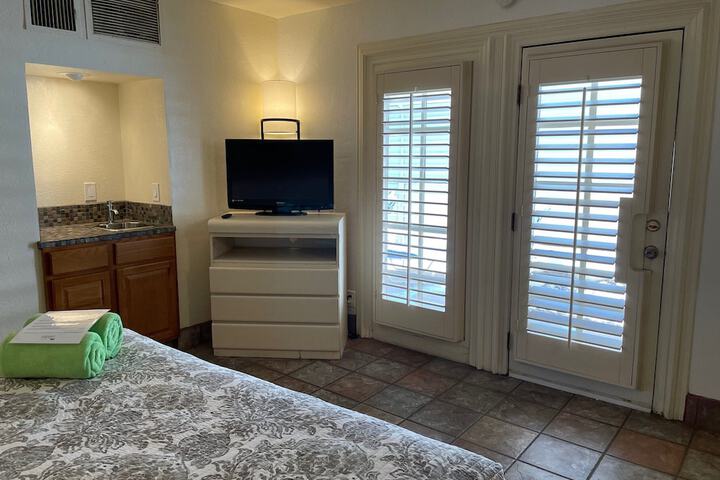Room 3 of 30