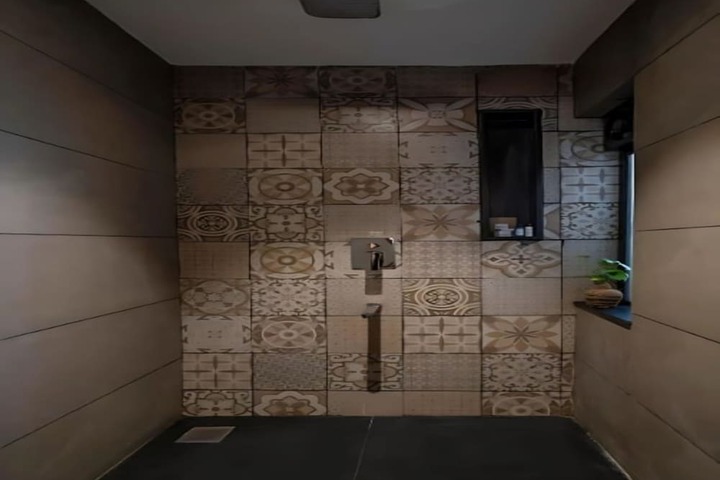 Room 21 of 36