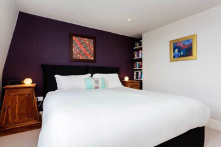 Room 18 of 21