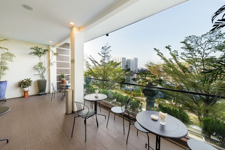 Terrace/Patio 25 of 74