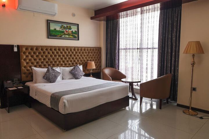 Room 20 of 62
