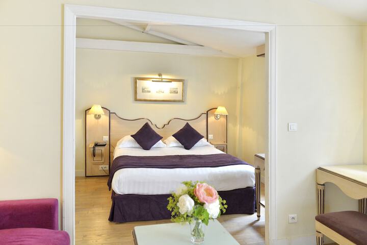 Room 5 of 38