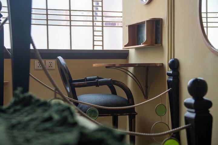 Room 127 of 174