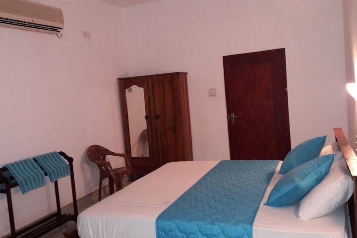 Room 14 of 44