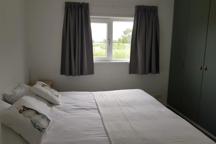 Room 3 of 11