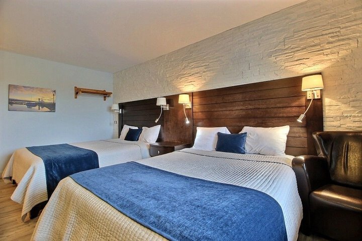 Room 6 of 38