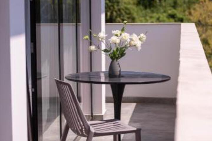 Terrace/Patio 5 of 44