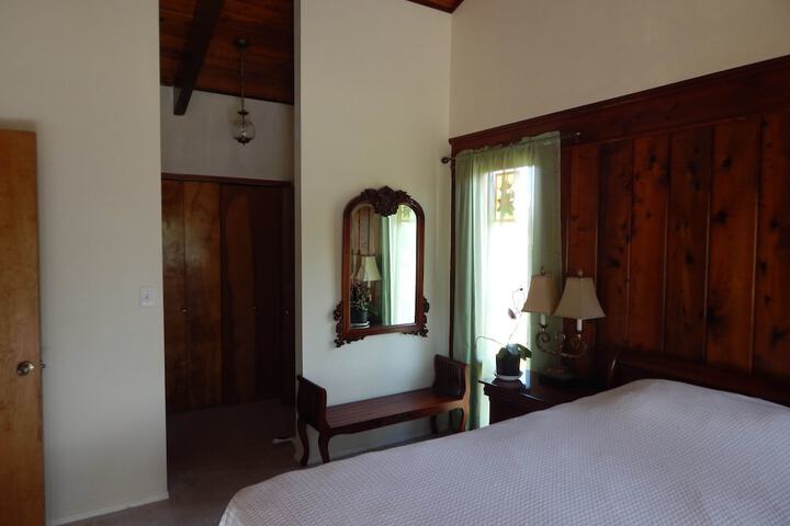 Room 7 of 46