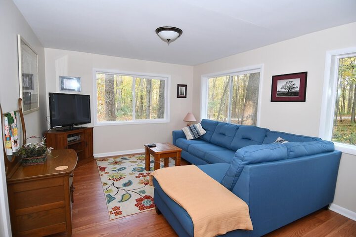 Room 16 of 38