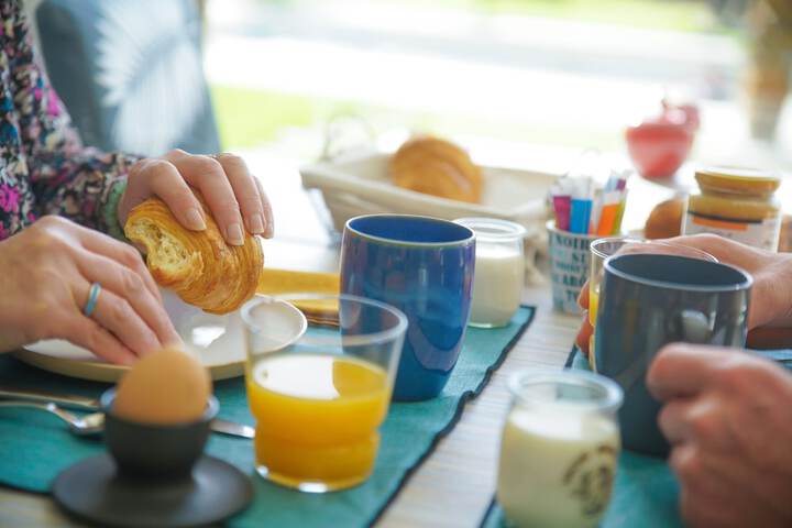 Breakfast/Coffee Service 35 of 52