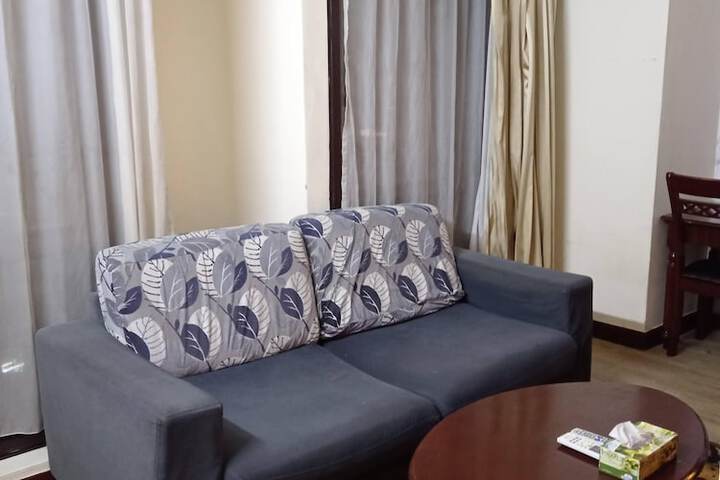 Room 28 of 47