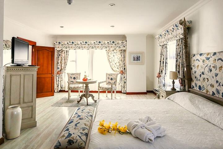 Room 45 of 148