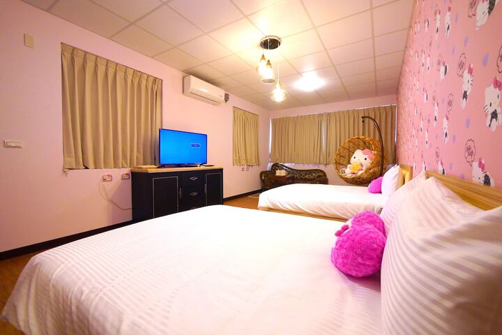 Room 3 of 45