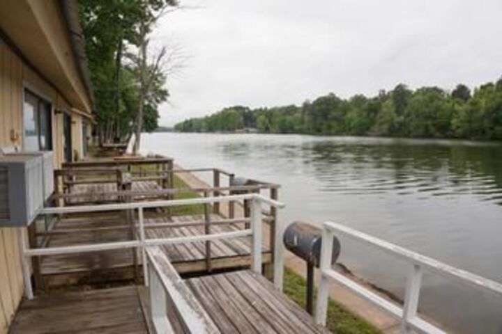 Photo of Lelas Landing
