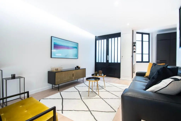 Luxury Townhouse Eiffel tower