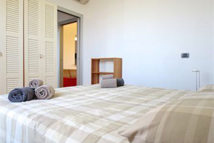 Room 35 of 159