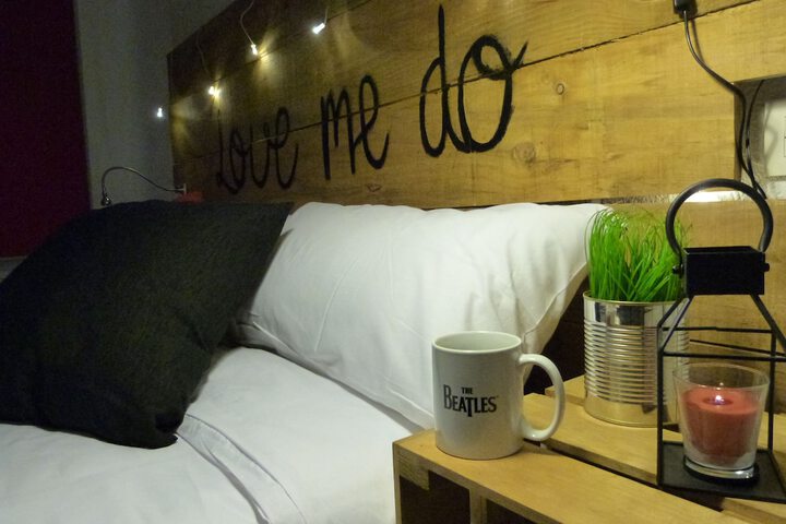 Room 12 of 14