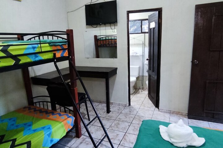 Room 2 of 48