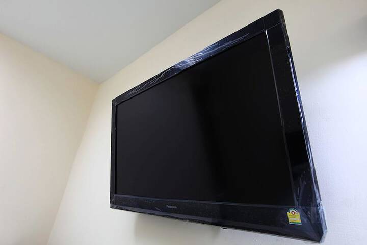 Room 14 of 27