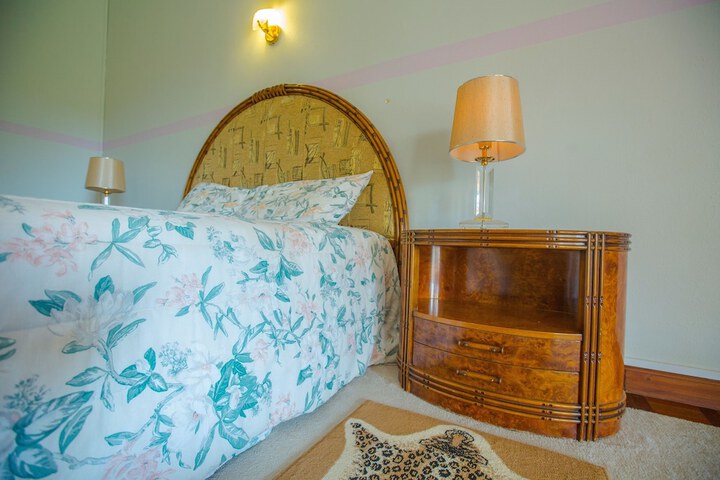 Room 3 of 34